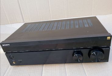 Sony 725W 5.2-Ch. 4K Ultra HDR A/V Receiver with Bluetooth, High Resolution Audio.