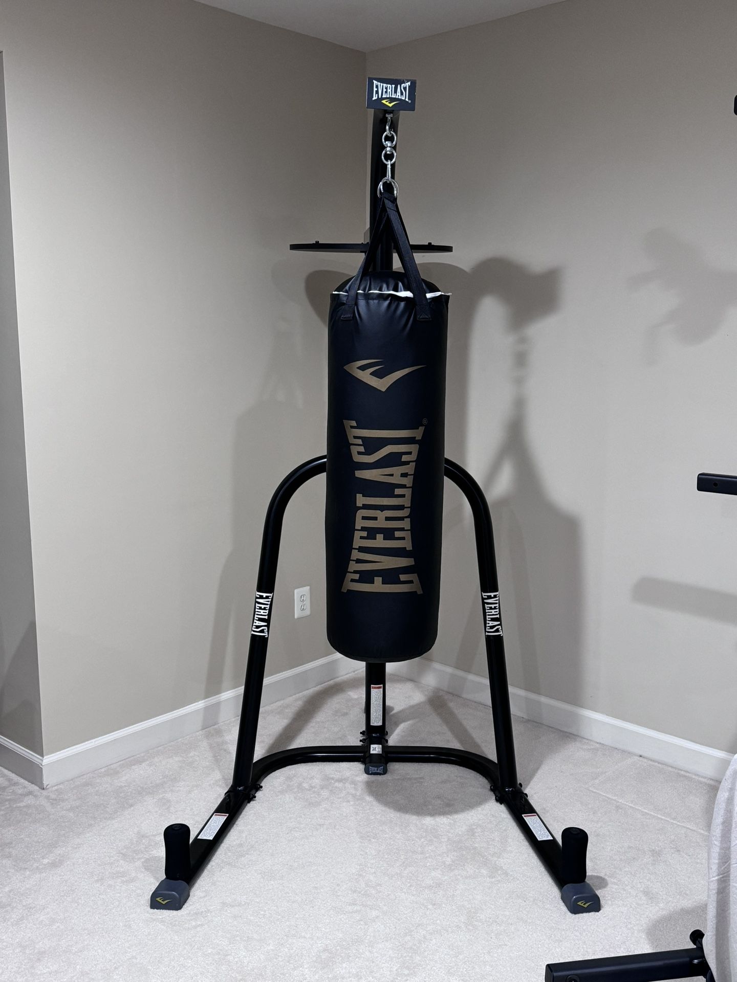 Everlast Powercore Dual Bag and Stand Including Everlast and MMA Gloves