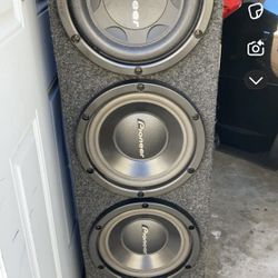 4 Pioneer Subwoofers 10 Inch