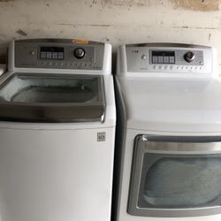 Lg Washer And Dryer Set 