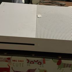 Xbox One X.