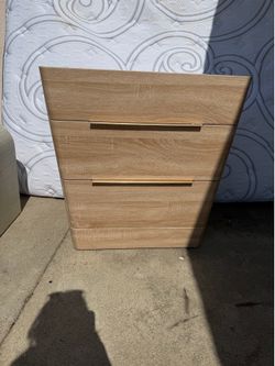 White oak bathroom vanity 32”