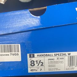 Women’s 8.5 Adidas Handball Spezial Brand new In Box 