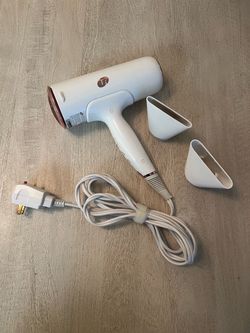 T3 Cura Professional Digital Ionic Hair Dryer