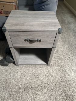 Ameriwood Modern Nightstands Grey
