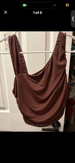 Women’s tops