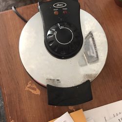 Almost New Waffle Maker