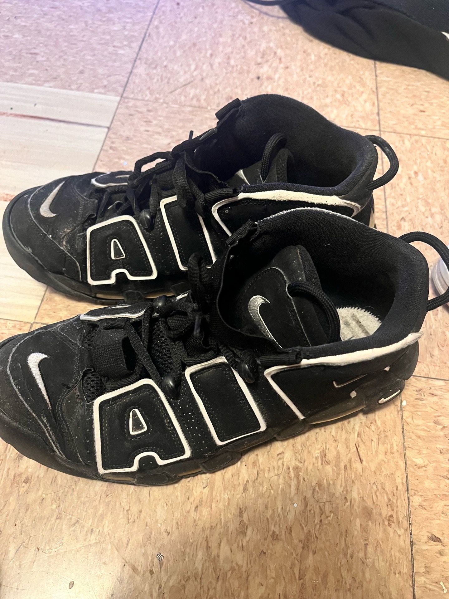Size 11Nike air uptempo and jordan 4s both real for the low