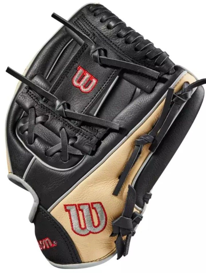 Brand New Wilson A500 11.5 inch Youth Infield Baseball Glove Black Blonde Size 11.5"