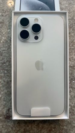 iPhone 15 Pro Max