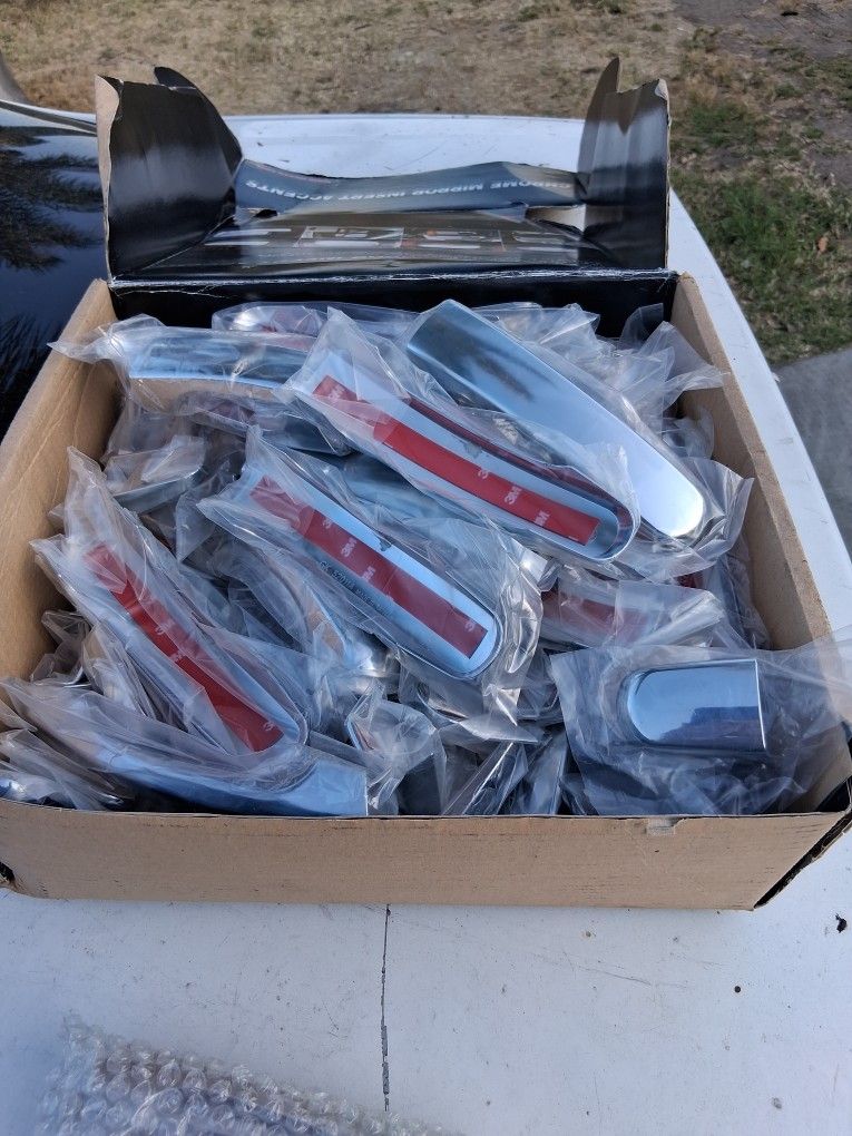Chevy Malibu 08 Chrome Door Handles