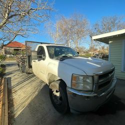 Chevy 3500 Flatbed 