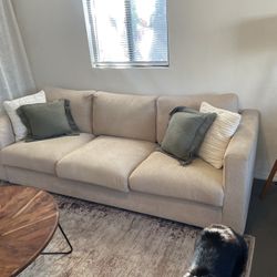 Beige/tan Couch