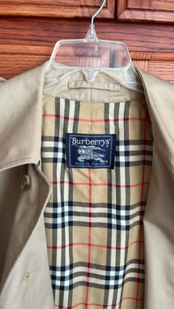 Men’s Burberry trench coat