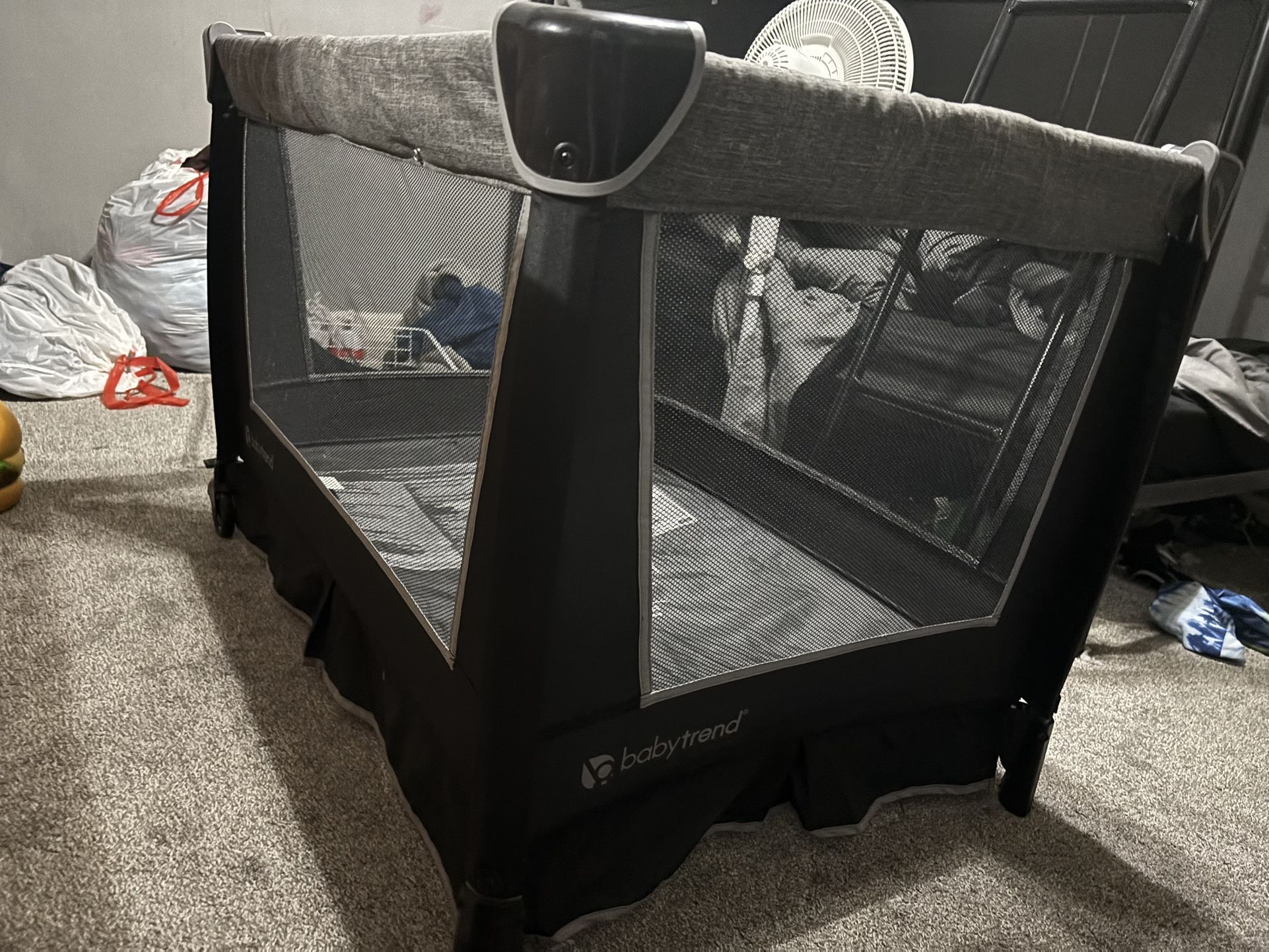 Baby Trend Pack And Play With Bassinet And Changing table