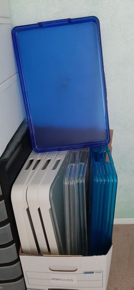 Trays, Plastic, For Serving Or Storage
