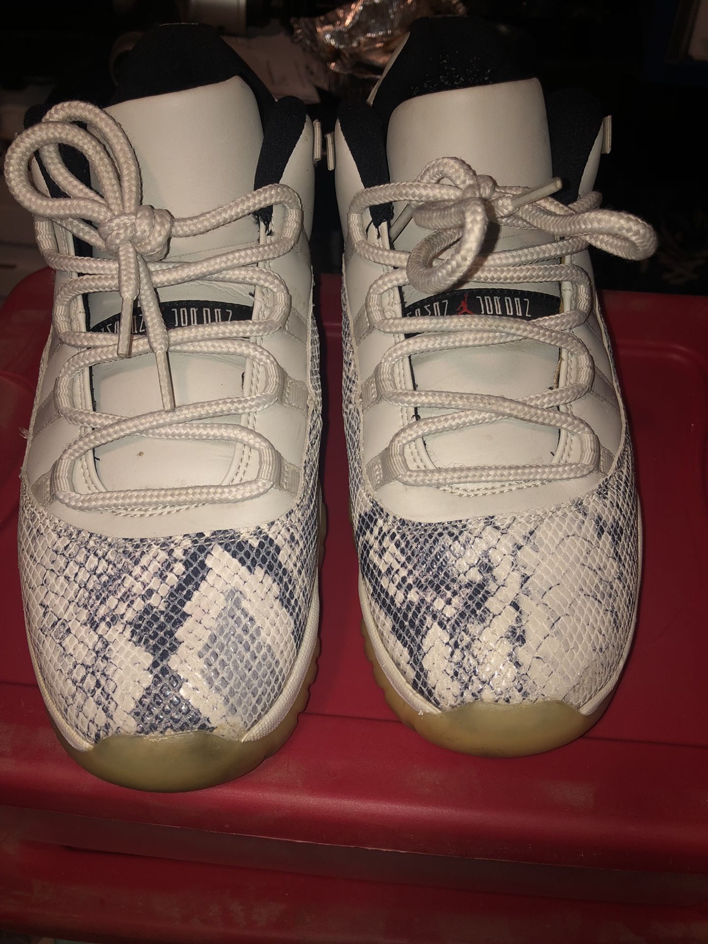 Jordan 11 Lows Sz 12