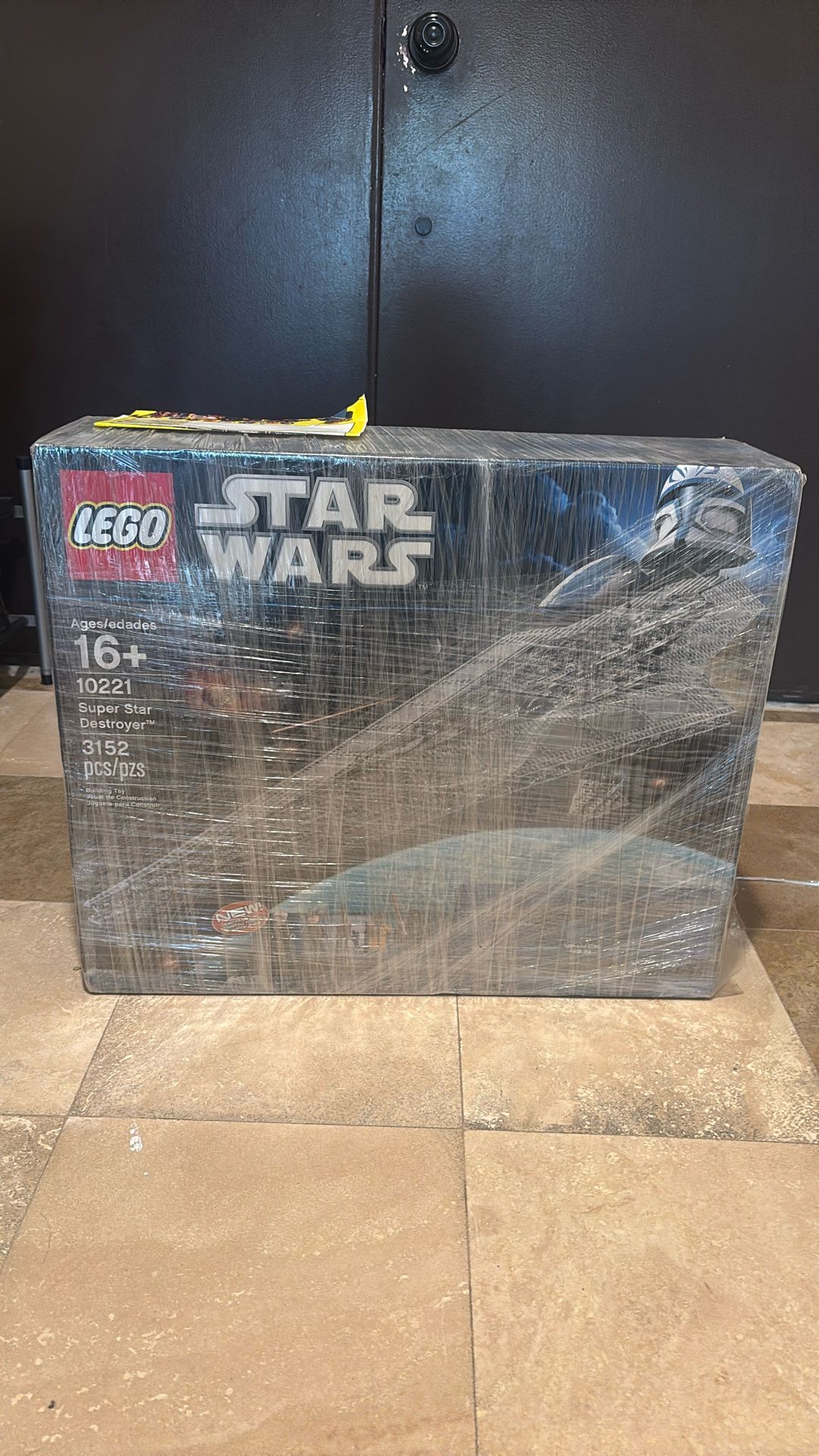 LEGO Star Wars 10221 Super Star Destroyer – New & Sealed (Shrink-Wrapped)