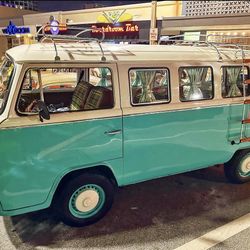 Volkswagen Bus