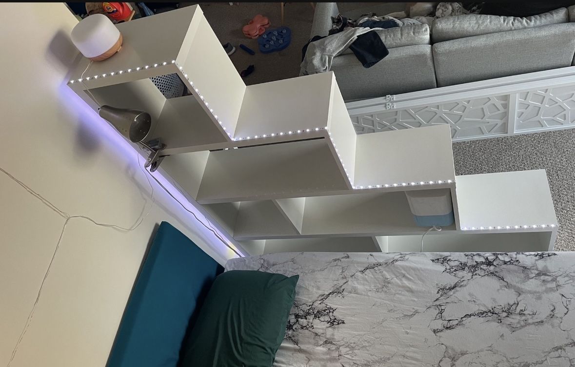 Costway Display Shelves/Cubes