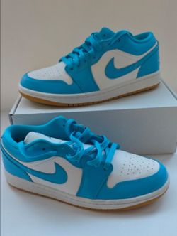 Nike Air Jordan 1 Low Blue/White Gum Sole