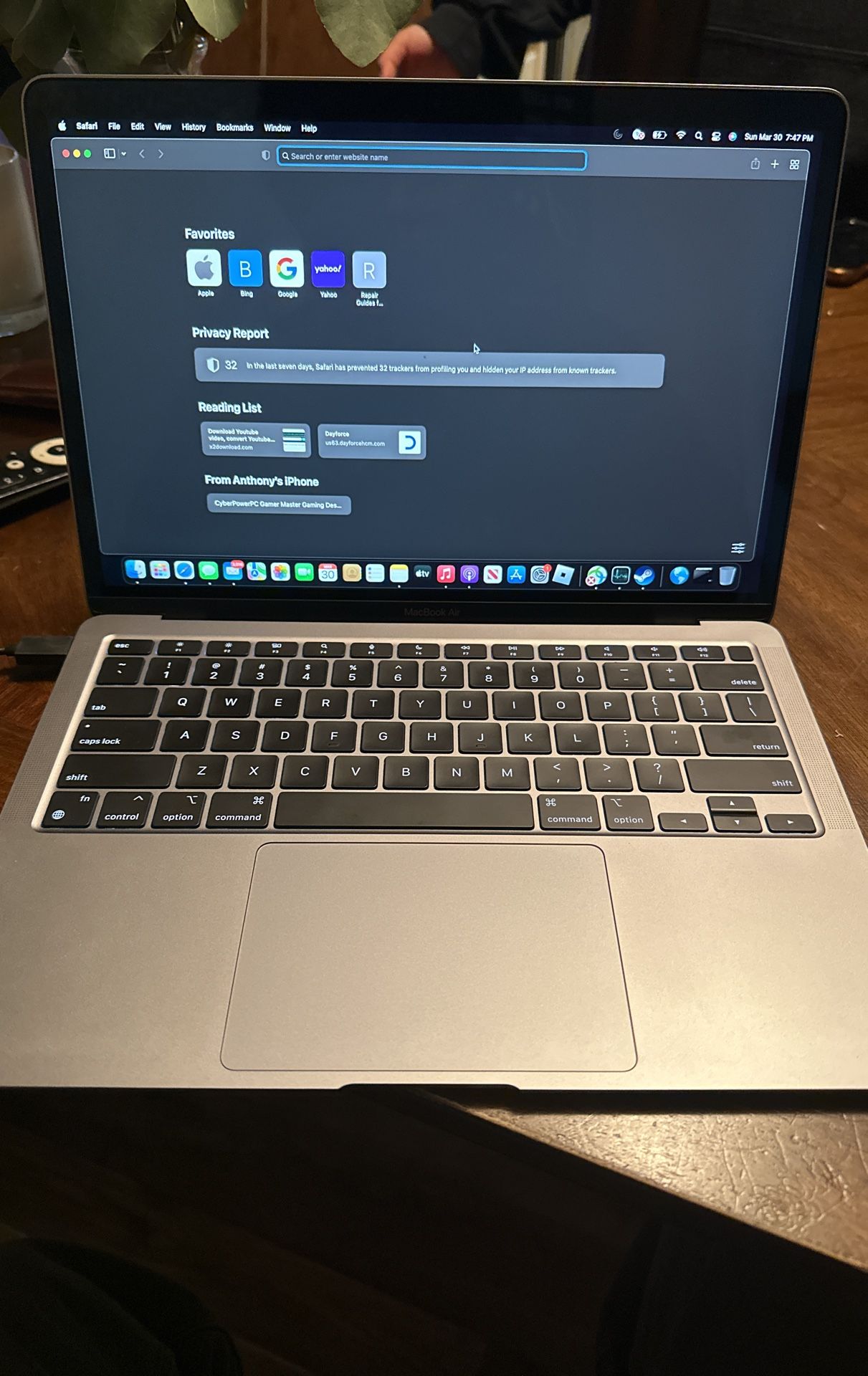 Macbook Air M1 2020 251gb storage