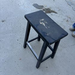 6 Barstools All For $25