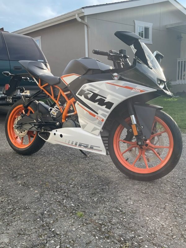 2015 KTM Rc390