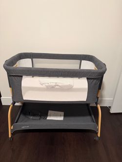 Angelbliss 3 in 1 bassinet with 6 height adjustable option!
