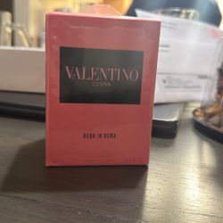 Valentino Perfume