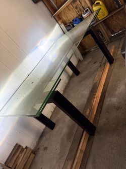 Brand new dinner table