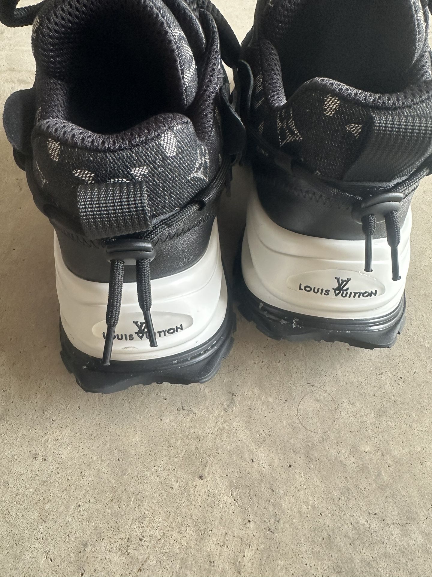 LV Sneakers
