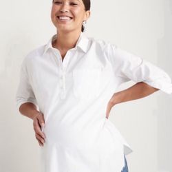 Old Navy Maternity Boyfriend Popover Shirt (Medium) (Pick up🛒 In Bellevue) *Check out my Other Posts 🎁
