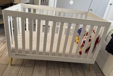 White Crib