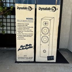 DYNALAB  Model SDA 2.8 Signature Reference  Loud Speakers 