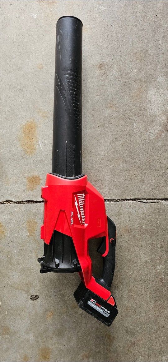 Milwaukee M18 Leaf Blower 