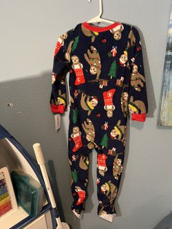 New with tags Kids Size 4 Pajamas 