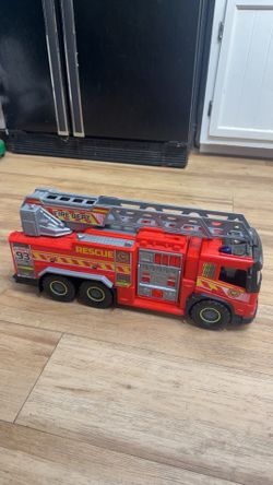 Dickie Toys Giant Fire Truck (Volvo FMX)