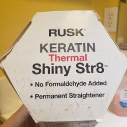 Rusk , Keratin , Shiny Str8 Permanent Straitner