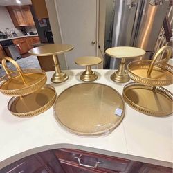 Cake, decoration, or pastries