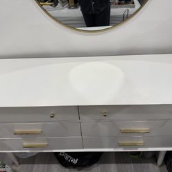 Dresser & 2 Night Tables