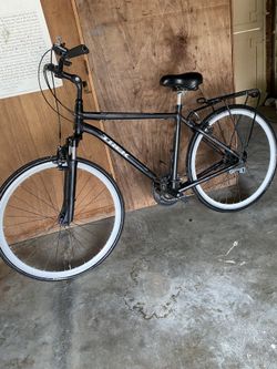 TREK Bicycle In Great Condition!
