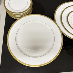 Charter Club Grand Buffet -Gold Collection Dinerware