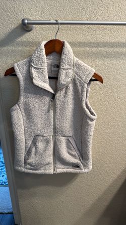 North Face teddy vest x small women