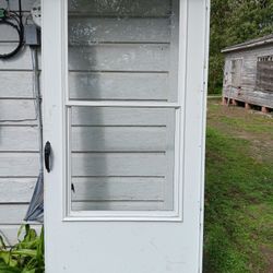 Larson Storm Door 