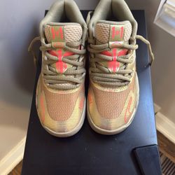 PUMA Mb.01 Golden Child Basketball Sneakers Shoes Court - Gold - Size Youth  5