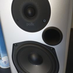 Pair Polk Audio Bookshelf Speakers L/R
