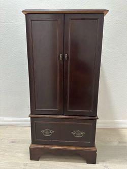 Vintage 1992 Bombay Company Jewelry Armoire - 7 Drawer Mahogany - Traditional