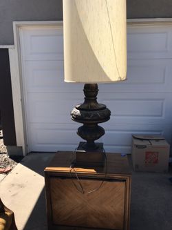 Table lamp