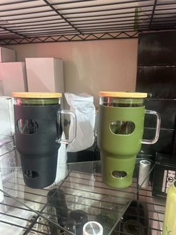 Glass Tumbler w handle  & silicone sleeve